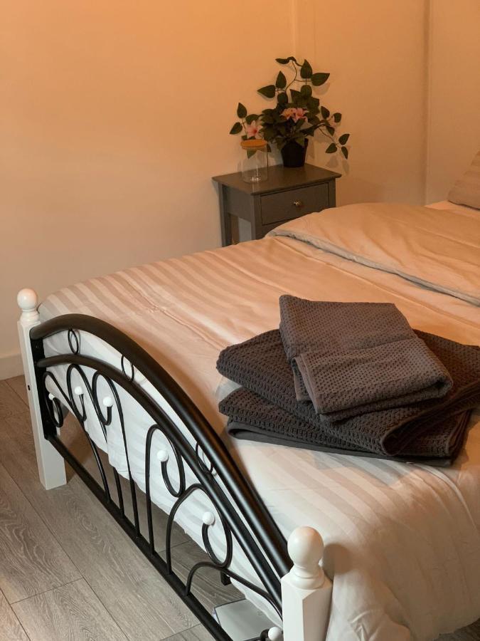 Bed & Breakfast Alpha House Londra